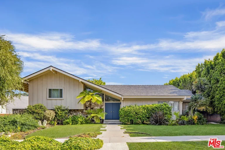 Brady Bunch House